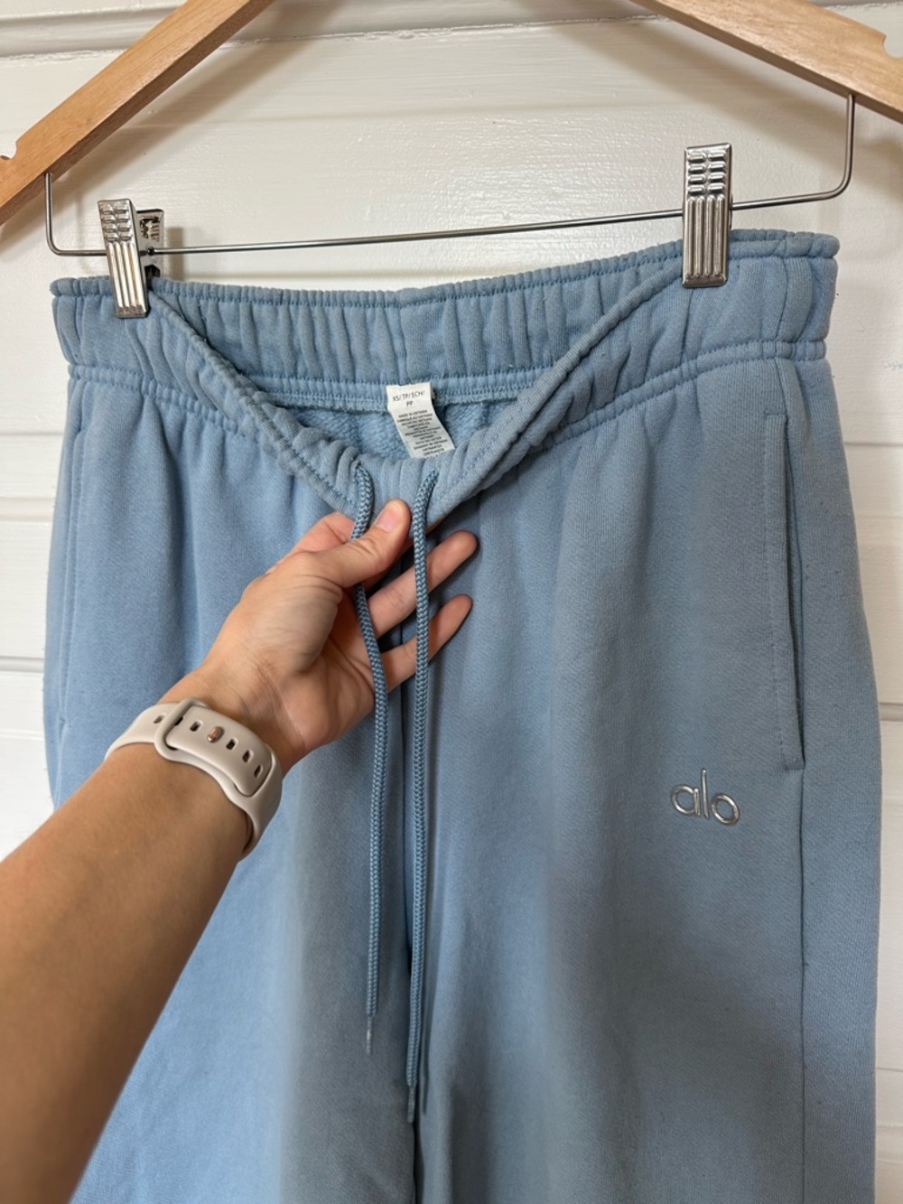Alo Accolade Sweatpant - Picture 8 of 10